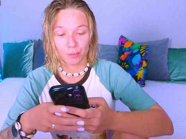 WhiteSoul webcam