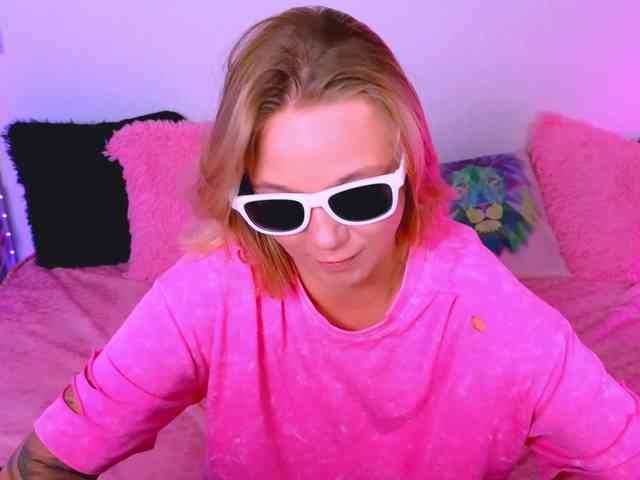 WhiteSoul webcam