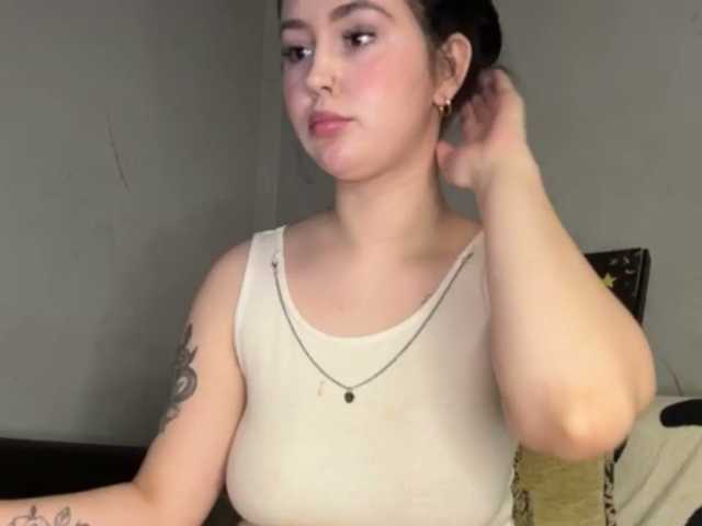 Marrryo live cam preview