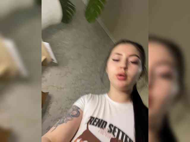 DemonMarrry webcam