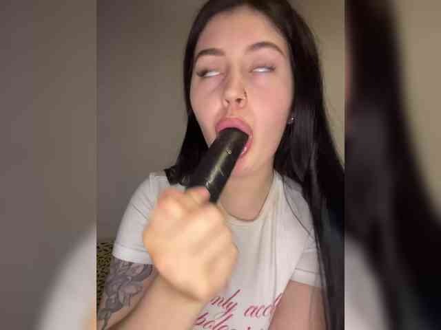 DemonMarrry webcam
