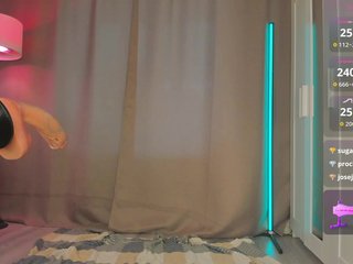 Juicy-Vikki Porn Show
