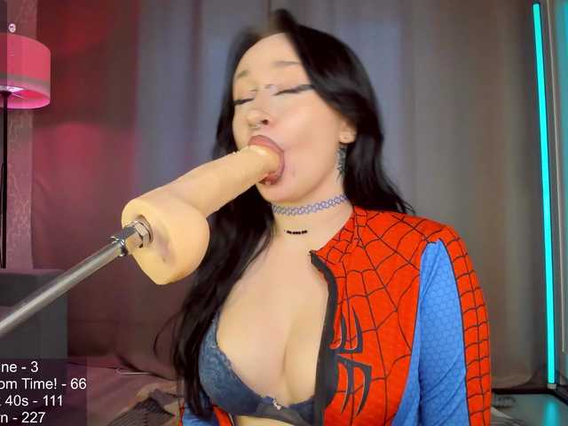Juicy-Vikki