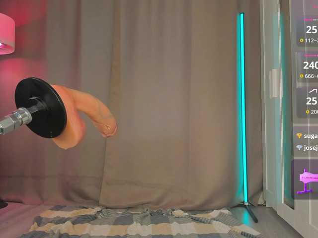 Juicy-Vikki live cam on BongaCams