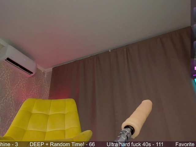 Juicy-Vikki live cam on BongaCams