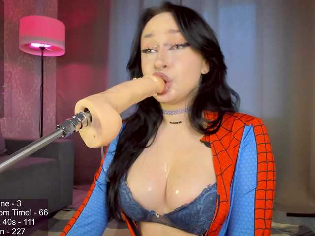Juicy-Vikki