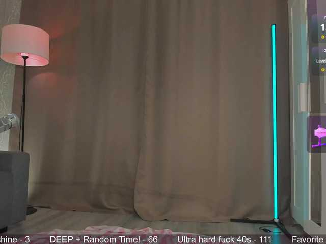 Juicy-Vikki live cam on BongaCams