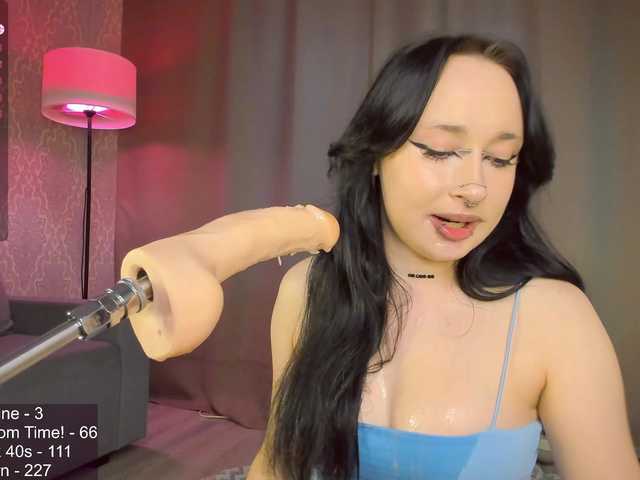 juicy-vikki cam belle