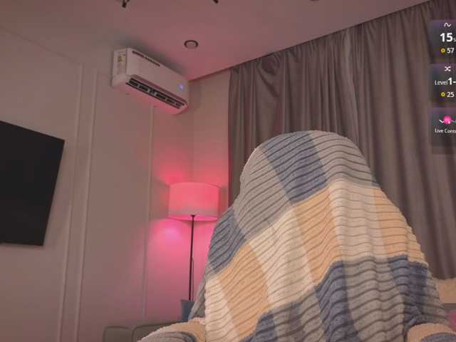 Juicy-Vikki live cam preview