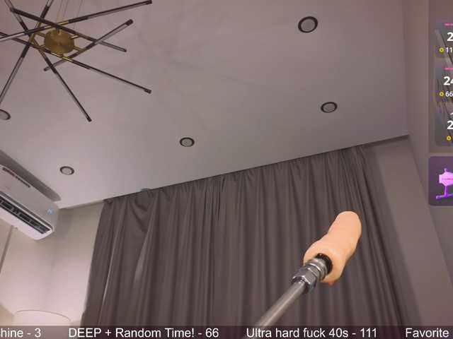 Juicy-Vikki, live now on BongaCams