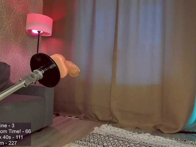 Juicy-Vikki live cam on BongaCams