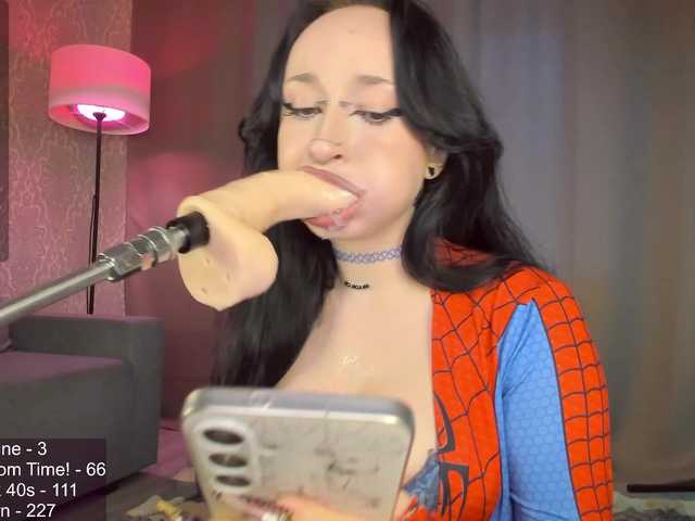 Juicy-Vikki live cam on BongaCams