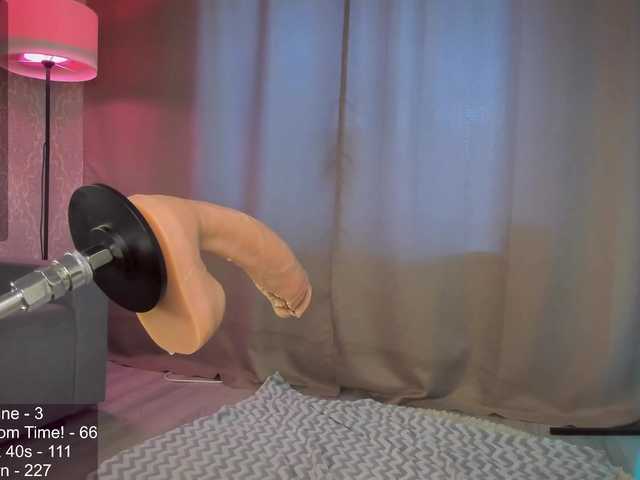 Live трансляция Juicy-Vikki - slutnetki.online