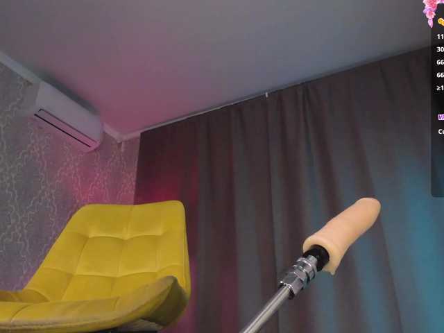 go to chat with Juicy-Vikki