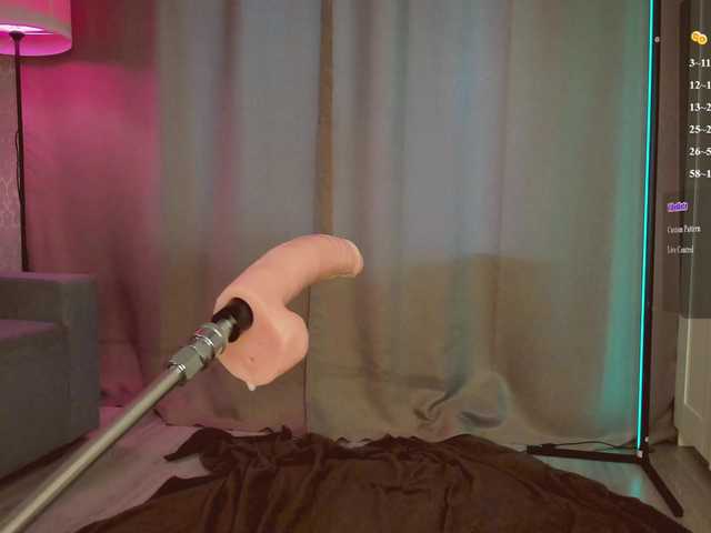 Juicy-Vikki webcam