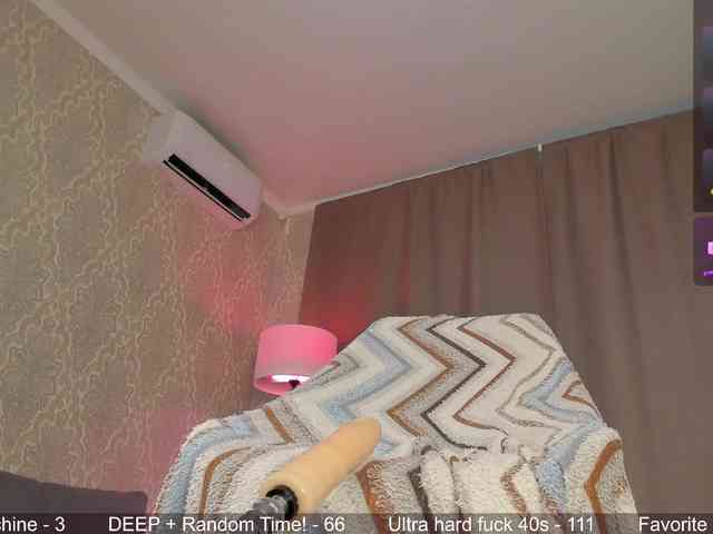 Juicy-Vikki webcam