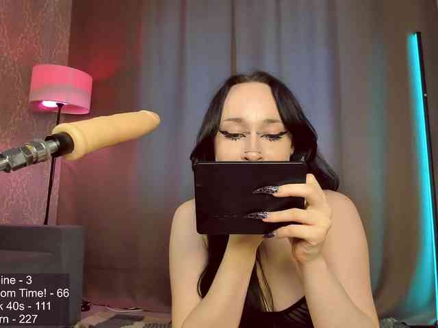 Juicy-Vikki webcam
