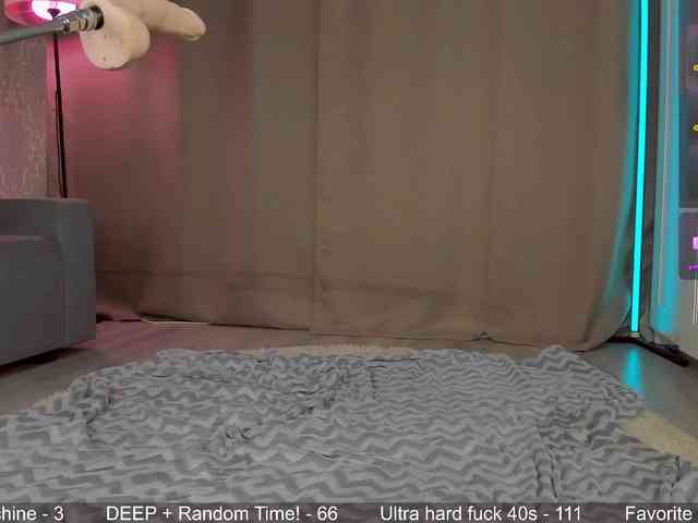 Juicy-Vikki webcam