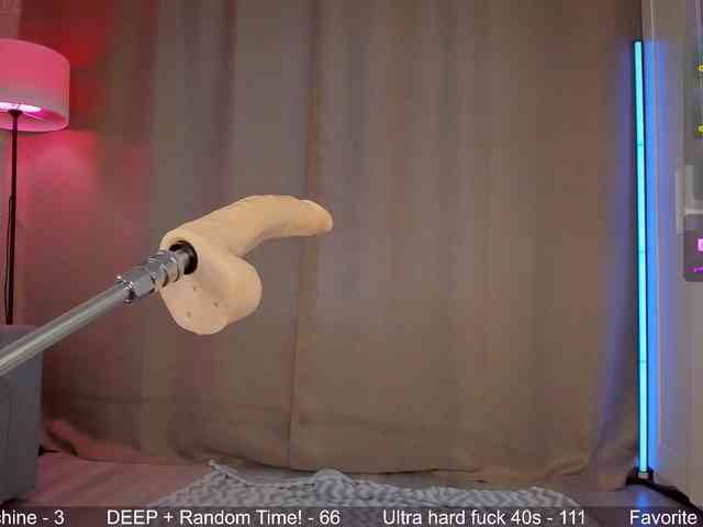 juicy-vikki's live room