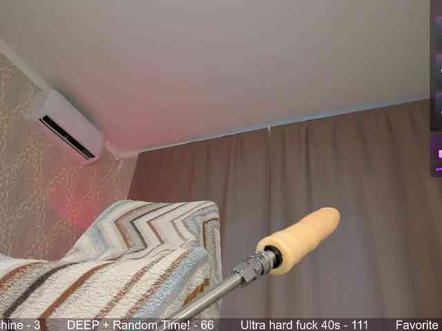 Juicy-Vikki webcam