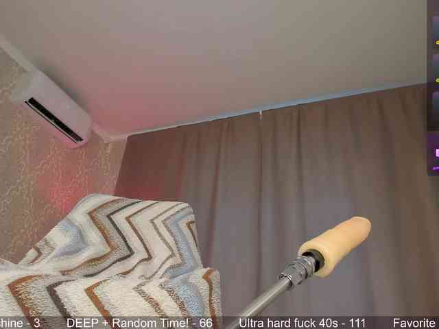 Juicy-Vikki webcam