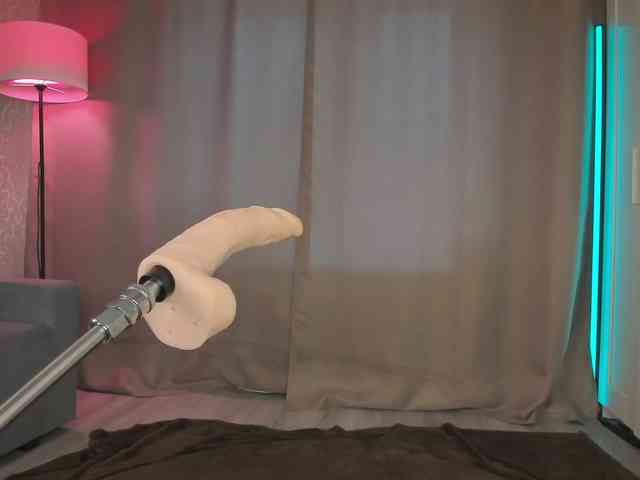 Juicy-Vikki webcam