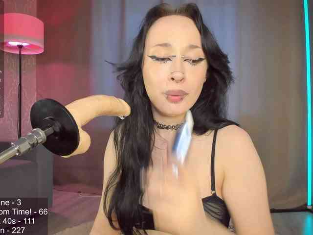 Juicy-Vikki webcam