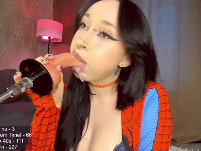 Juicy-Vikki