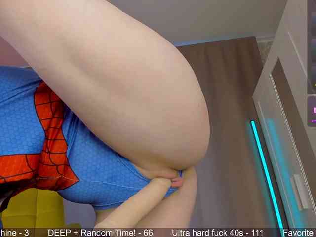 Juicy-Vikki