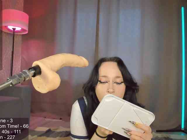 Juicy-Vikki webcam
