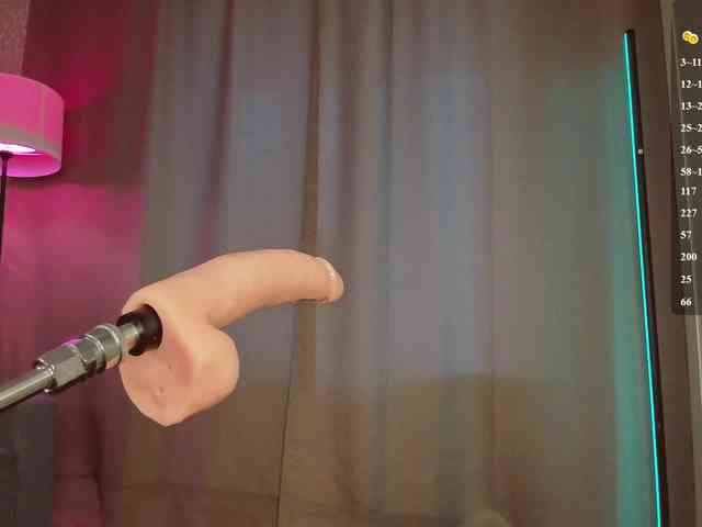 Juicy-Vikki webcam