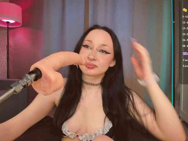 Juicy-Vikki webcam