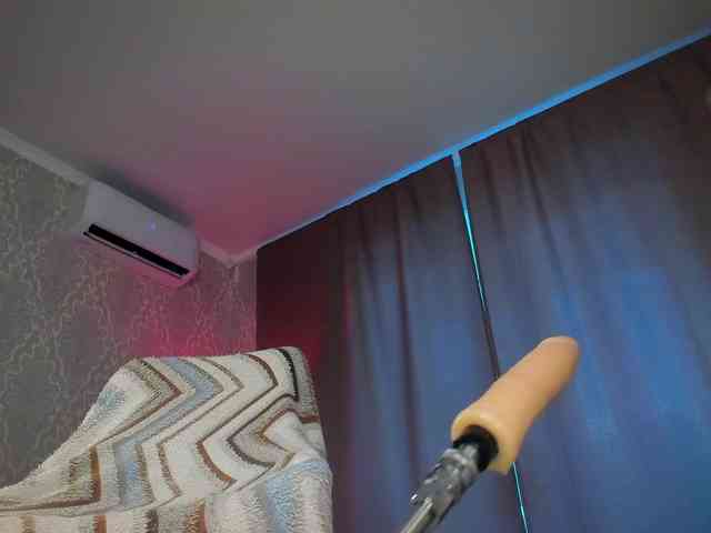 Juicy-Vikki webcam