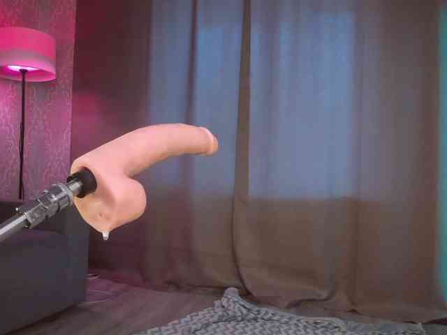 Juicy-Vikki Juicy-Vikki