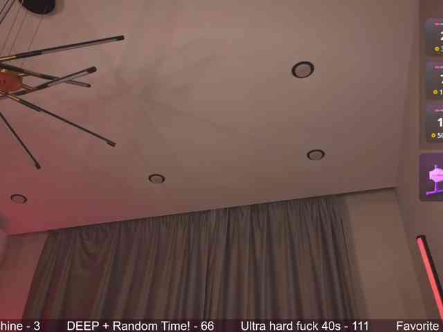 Juicy-Vikki webcam