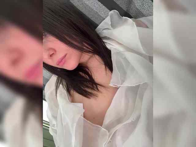 Love69me Live Webcam on BongaCams