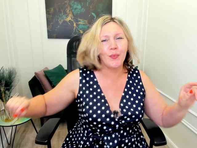 NinaStarle webcam