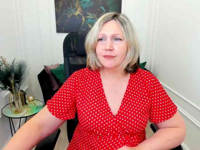 NinaStarle webcam