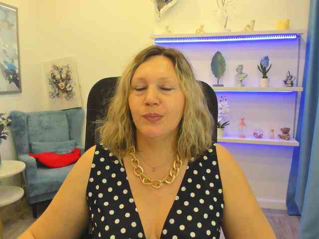 NinaStarle webcam