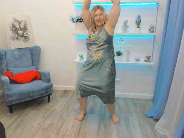 NinaStarle webcam