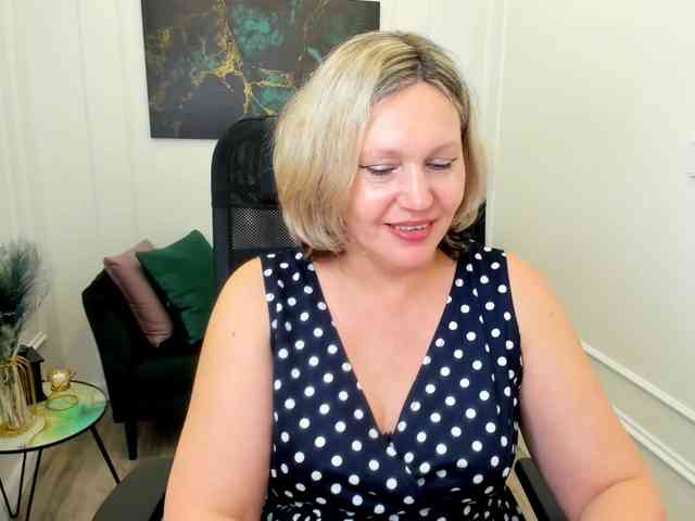 NinaStarle webcam