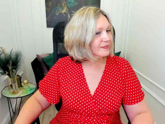 NinaStarle webcam