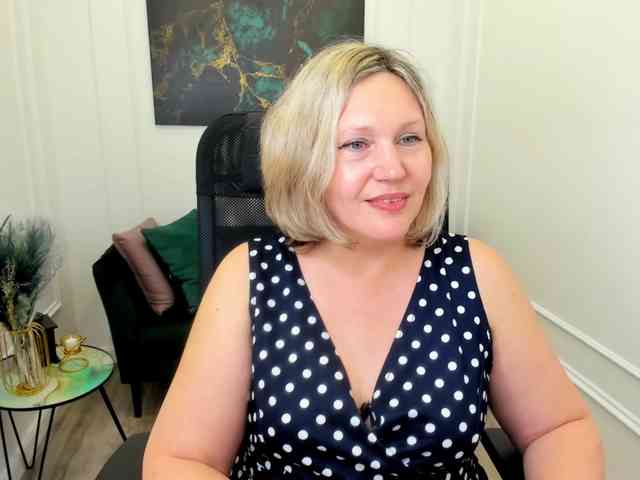 NinaStarle webcam