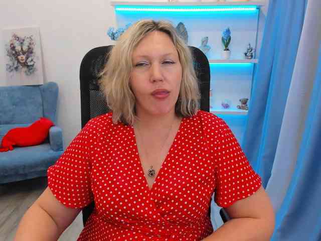 NinaStarle webcam
