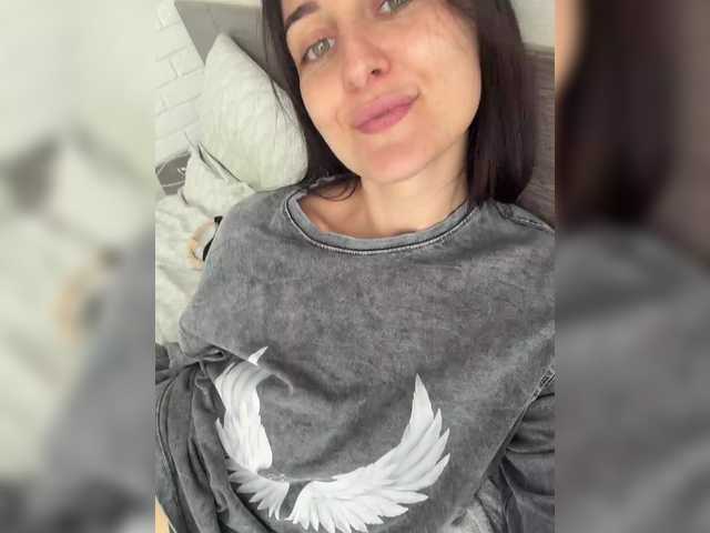 Viksi66's BongaCams show and profile