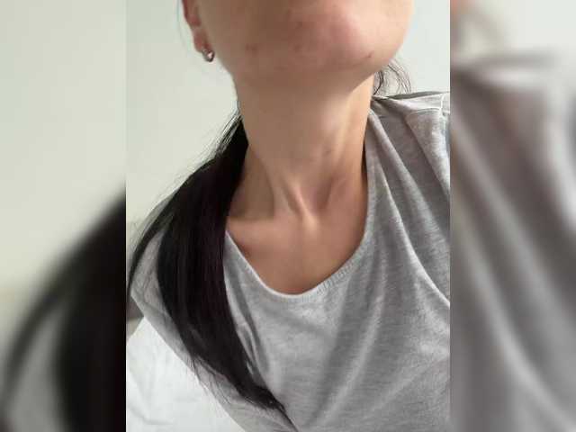 Viksi66 live cam on BongaCams