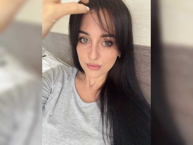 Bella08
