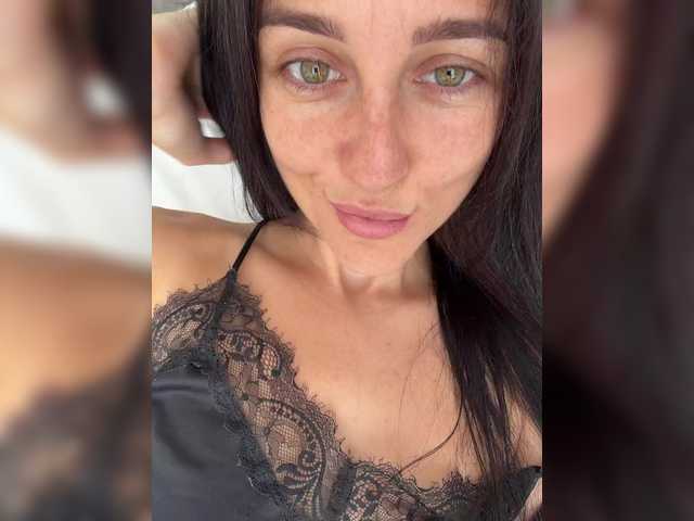 Vicki8