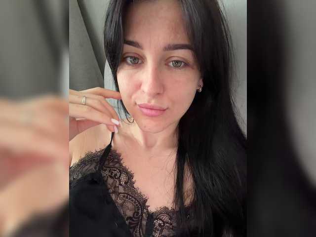Viksi66 live cam on BongaCams