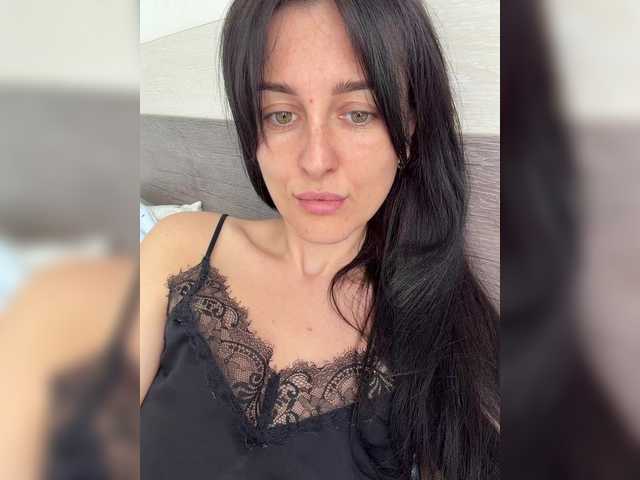 Viksi66 live cam on BongaCams